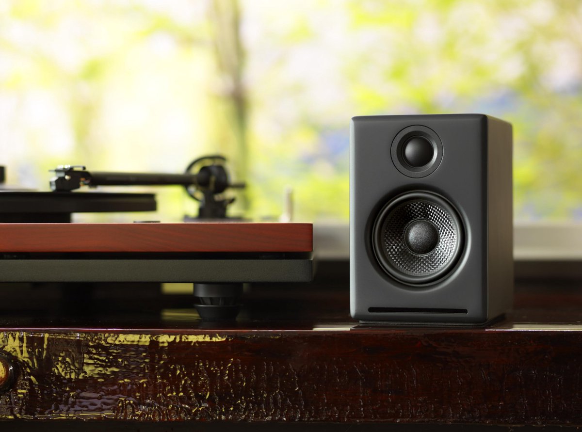 SnelShoppen - Draadloze Bluetooth Tafelluidsprekers 60W - Compacte Computerluidsprekers voor Muziek en Gamen - Ideaal voor Thuis, Kantoor en Feesten