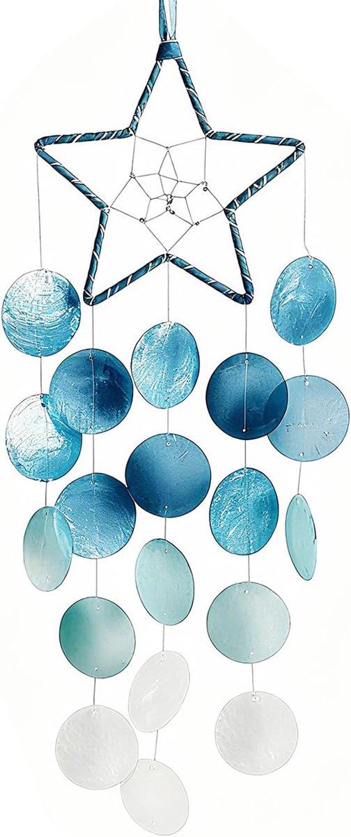 Windgong schelpen om buiten op te hangen - handgemaakt, beschilderd - decor blauw wit strand oceaan - voor huis en tuin - cadeau aandenken of condoleance