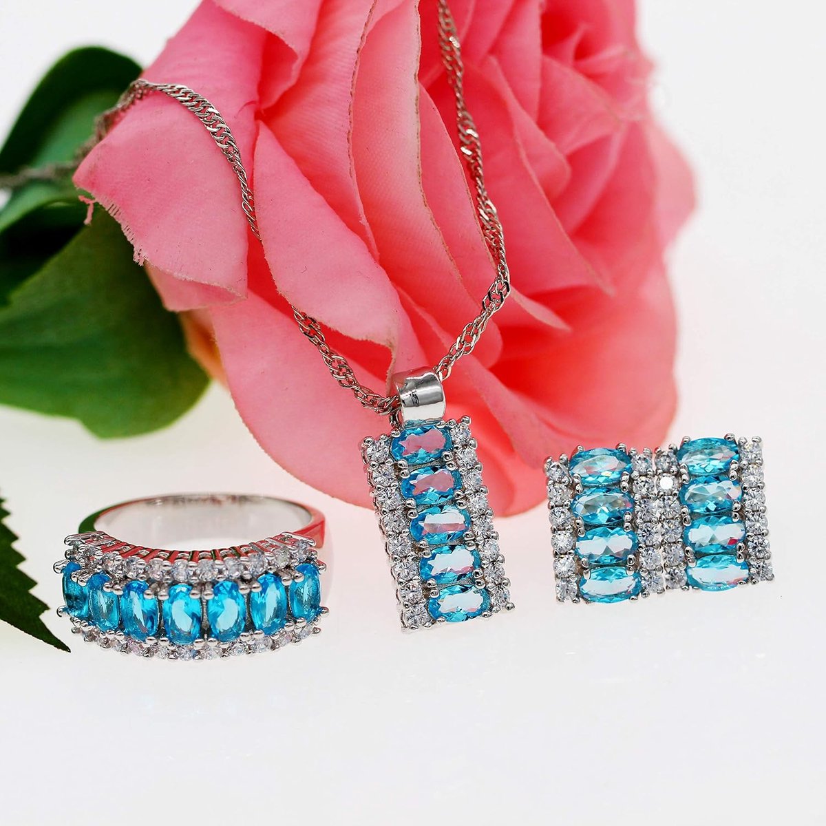Platina vergulde ovale geslepen zirkonia 7 stenen ketting oorbellen en ring halve maan partij sieraden set T502