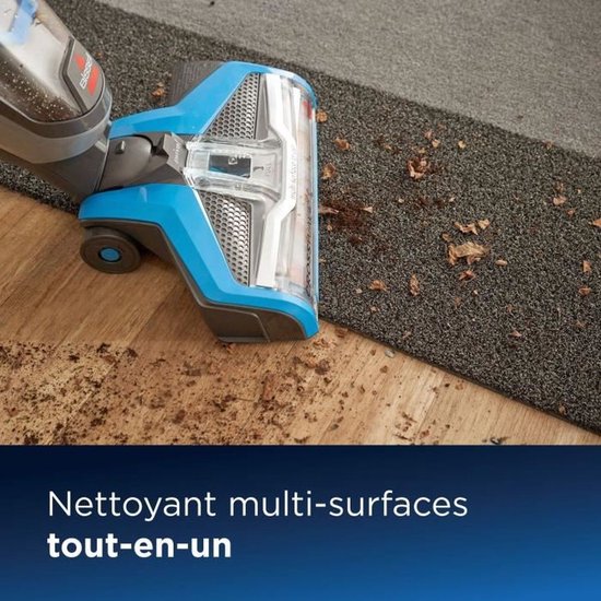 BISSELL CrossWave stofzuiger op een mix van houten vloer en tapijt.