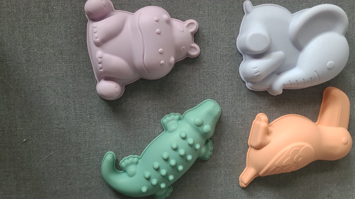 Sileconen strandset/ bakmal / 4 dieren