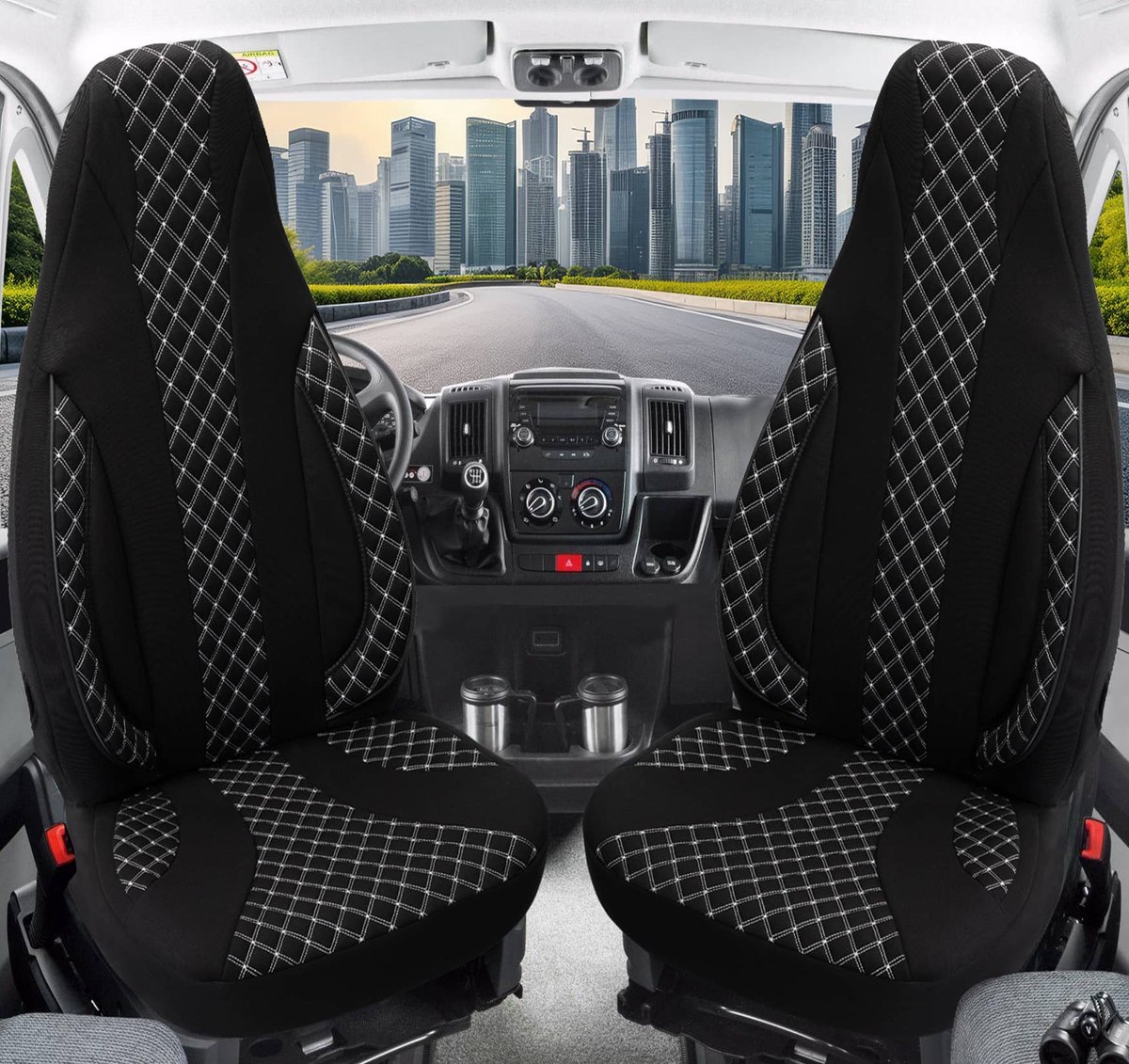 Autostoelhoezen voor Audi Q5 BJ vanaf 2021 – Stoelhoezen voor bestuurder en passagier in Zwart/Wit