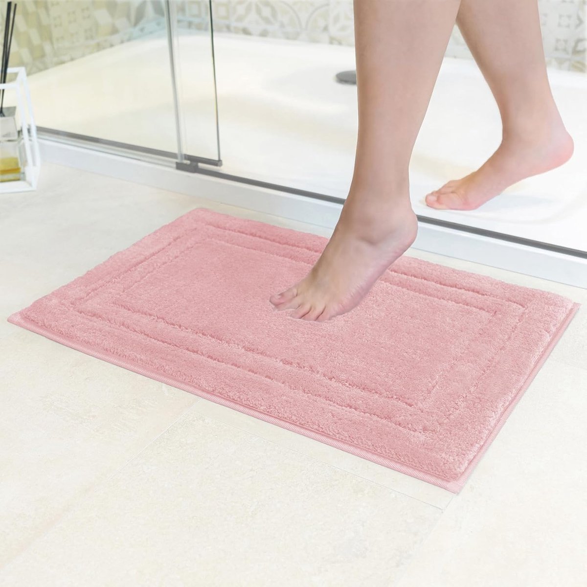 Badmat 40x60 cm - Roze - Super absorberend en machinewasbaar - Anti-slip voor veilige badkamer - SnelShoppen