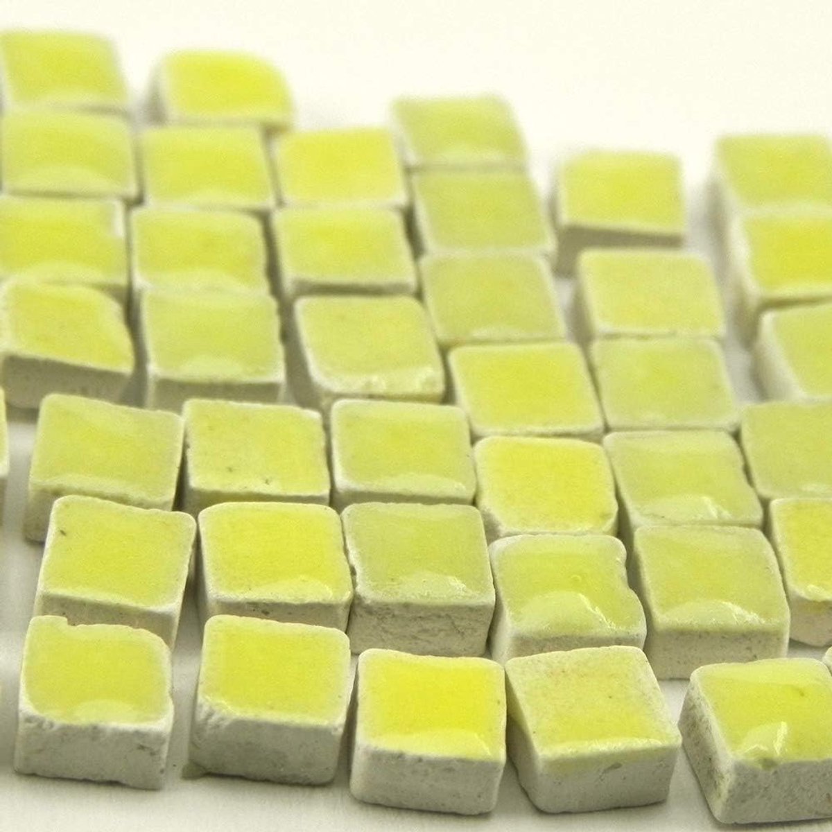 Mosaic-Minis 5x5x3 mm - Melon geel - 500 keramische microstenen - Creëer unieke decoraties - ShopVlot