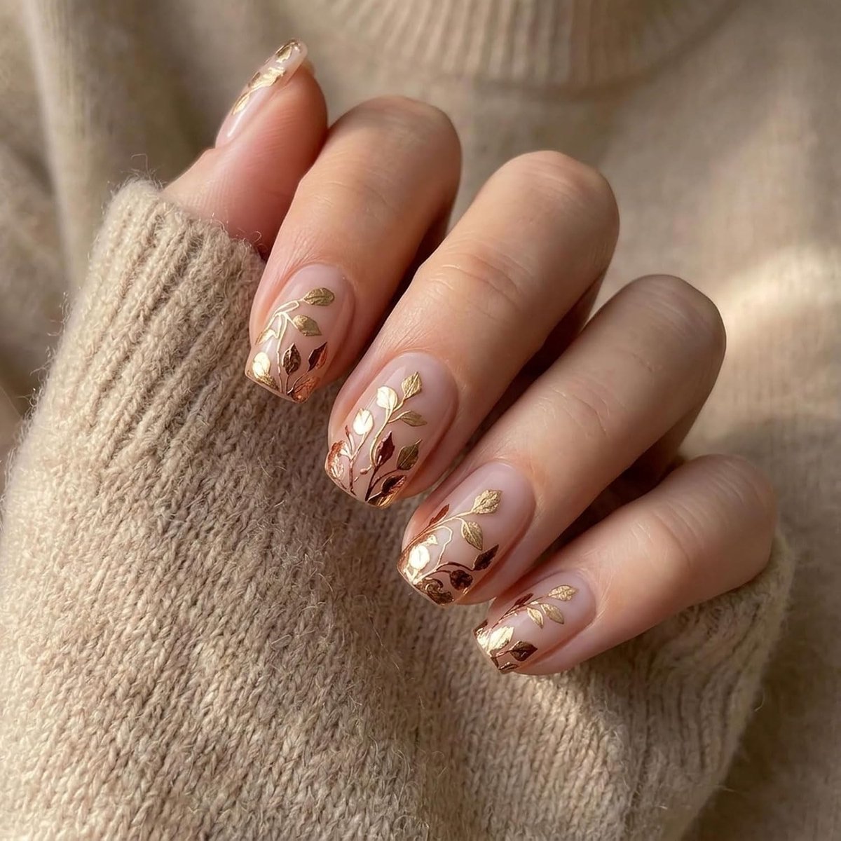 Press On Nagels Kort - Goudbladreliëf - Glanzend - Snelle DIY-manicure - ShopVlot