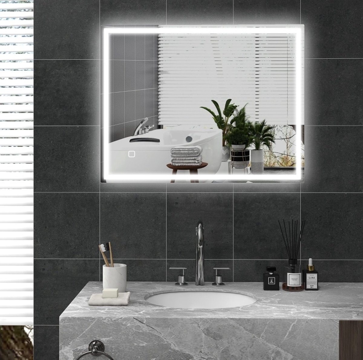 STILVORA Spiegel – 90 x 70 cm – LED-Verlichting met Geheugenfunctie – Gehard Glas – Zilver – Badkamer Wandspiegel met Antibeschlag