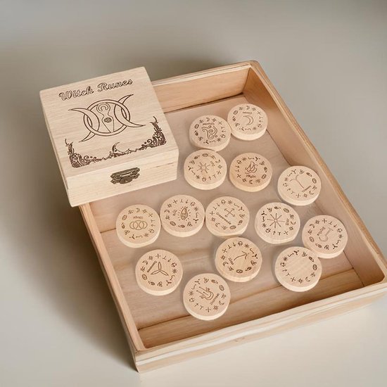 Runen Set Hout - Noorse Waarzeggerij - Spirituele Oefening - Authentiek Gegraveerd - 12 x 12 x 6 cm — afbeelding 2
