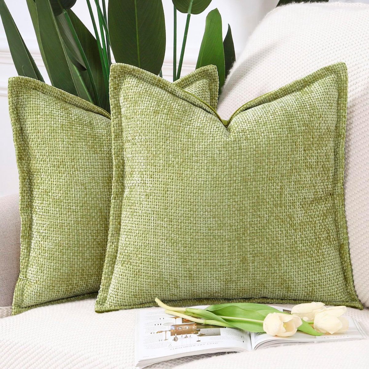 SnelShoppen - Set van 2 Zachte Korte Chenille Fluwelen Franje Kussenslopen 60x60 cm Licht Groen voor Sofa en Slaapkamer Decoratie