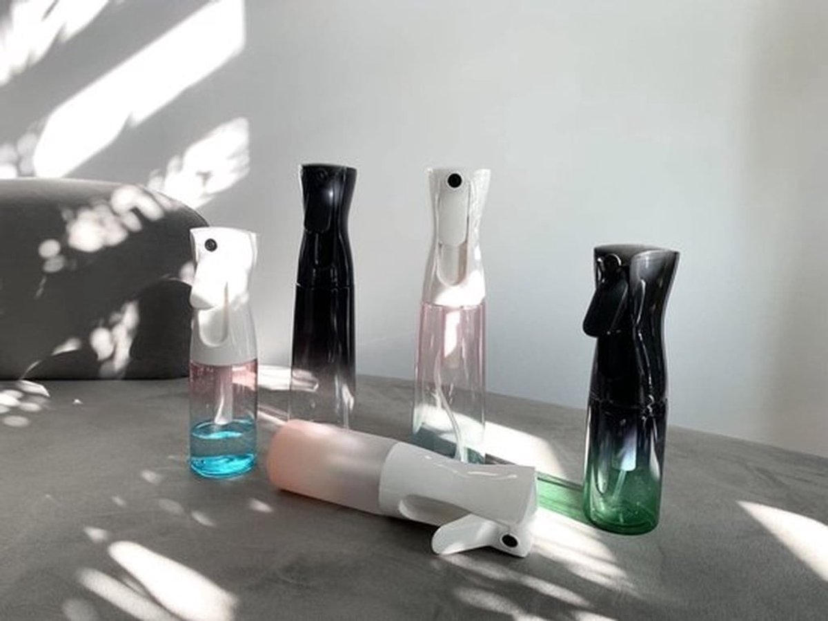 Spuitfles 200 ml - Plantenspuit - Sprayflacon - Verstuiver - Fijne mist - Ergonomisch ontwerp - Sproeifles