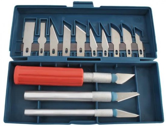 Foto: Scalpel modelling set 3 handvaten 13 mesjes en opbergdoos zeer scherp niet voor kinderen 