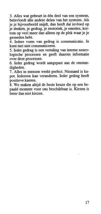 Pagina 17 van het boek 'Het ABC van NLP', met een lijst van principes.
