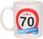 Verjaardag 70 jaar verkeersbord mok / beker