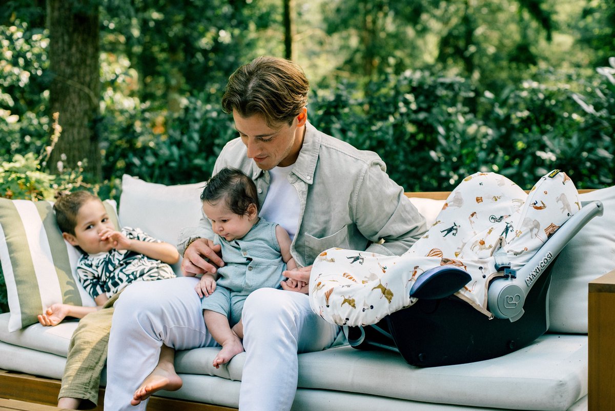 Maxi Cosi hoes Pebble Cabriofix Citi - Autostoelhoes Groep 0 - Zacht Katoen - Met Waterdichte Voering ter Bescherming van je Autostoel - Perfecte Pasvorm - Combineer met de Bijpassende Ukje Zonnekap Voetenzak en Gordelbeschermer - Zand Luipaard – foto 6