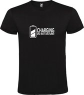 Zwart T-Shirt met “ Charging / Do NOT Disturb “ afbeelding Wit Size XXXXXL