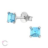 Joy|S - Zilveren vierkant oorbellen - 4 mm - Swarovski blauw kristal - oorknoppen