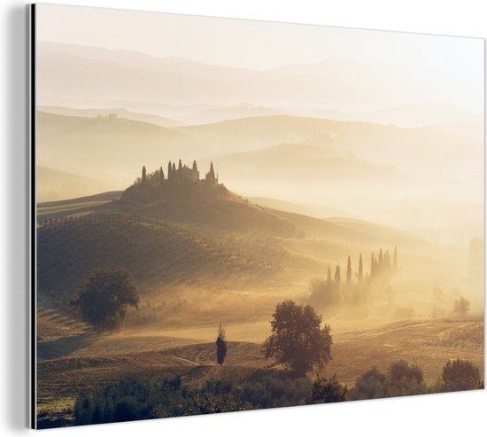 Wanddecoratie Metaal - Aluminium Schilderij Industrieel - Toscane - Mist - Zon - 120x80 cm - Dibond - Foto op aluminium - Industriële muurdecoratie - Voor de woonkamer/slaapkamer