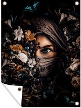 Muurdecoratie buiten Vrouw - Luxe - Bloemen - Vlinder - Portret - 120x160 cm - Tuindoek - Buitenposter