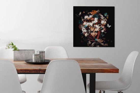 Toile Peinture Fleurs - Papillon - Femme - Foulard - 50x50 cm - Décoration murale