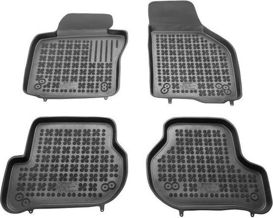 JVL Black Carpet Floor Mat Set For Skoda Octavia MK2 2008-2013 (RHD) - 4-Piece With Clips