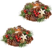 4x stuks kerst tafeldecoratie kerststukje krans met windlichtje 17 cm - Kerstversiering/kerstdecoratie