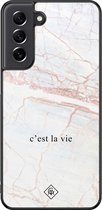 Casimoda® hoesje - Geschikt voor Samsung Galaxy S21 FE - C'est La Vie - Zwart TPU Backcover - Tekst - Bruin/beige