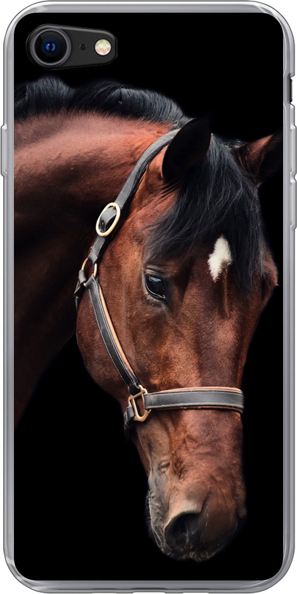 Telefoonhoesje Geschikt voor iPhone SE 2022 hoesje - Paard - Halster - Bruin - Siliconen Telefoonhoesje Telefoonhoesje