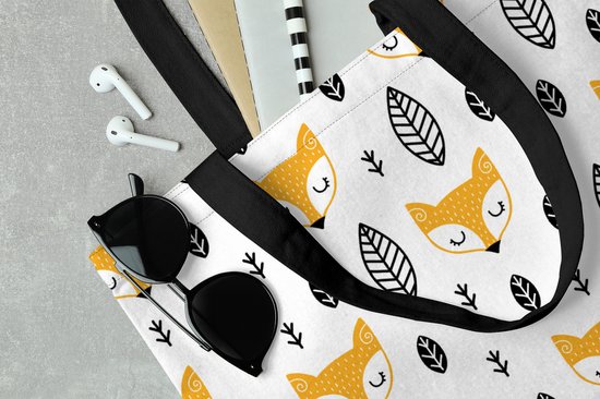 MuchoWow® Schoudertas - Strandtas - Big Shopper - Boodschappentas - Vos - Scandinavisch - Kinderen - Bladeren - Patronen - 40x40 cm - Katoenen tas
