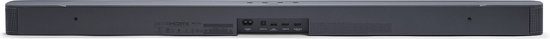 Achterkant van de zwarte JBL soundbar met aansluitingen en informatie.