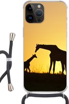 Geschikt voorApple Iphone 14 Pro Max - Crossbody Case - Giraffe - Silhouet - Kalf - Siliconen - Crossbody - Backcover met Koord - Telefoonhoesje met koord - Hoesje met touw