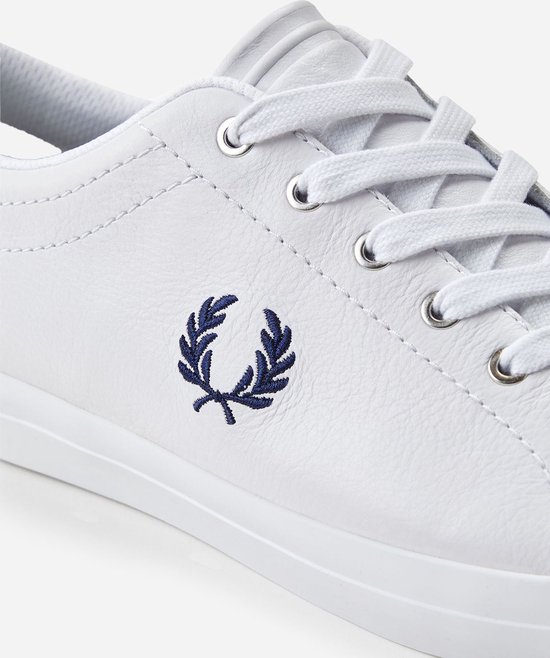Fred Perry Baseline leather - white