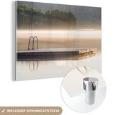 MuchoWow® Glasschilderij 60x40 cm - Schilderij acrylglas - Trap aan een Scandinavische steiger in de ochtend - Foto op glas - Schilderijen