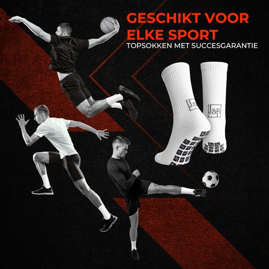Een collage van atleten die sporten, met een paar witte sportsokken met logo en anti-slip zool.