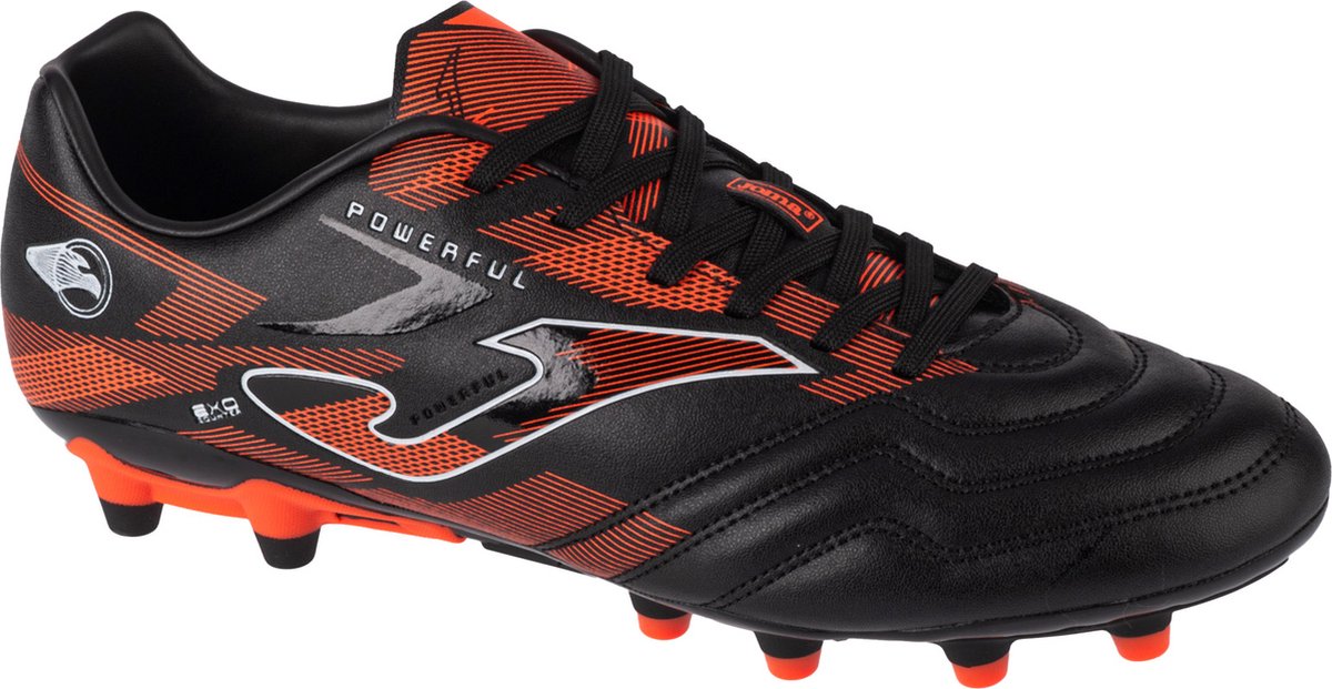 Zwarte Joma Powerful 2401 FG voetbalschoenen voor mannen, maat 45, met synthetisch leren bovenwerk en oranje accenten.