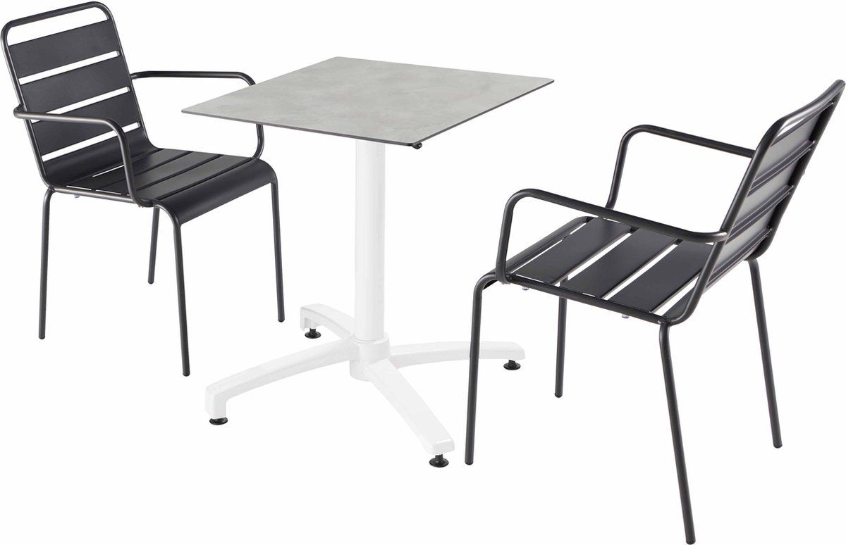 Oviala tuintafel met betonnen laminaat en 2 grijze fauteuils.