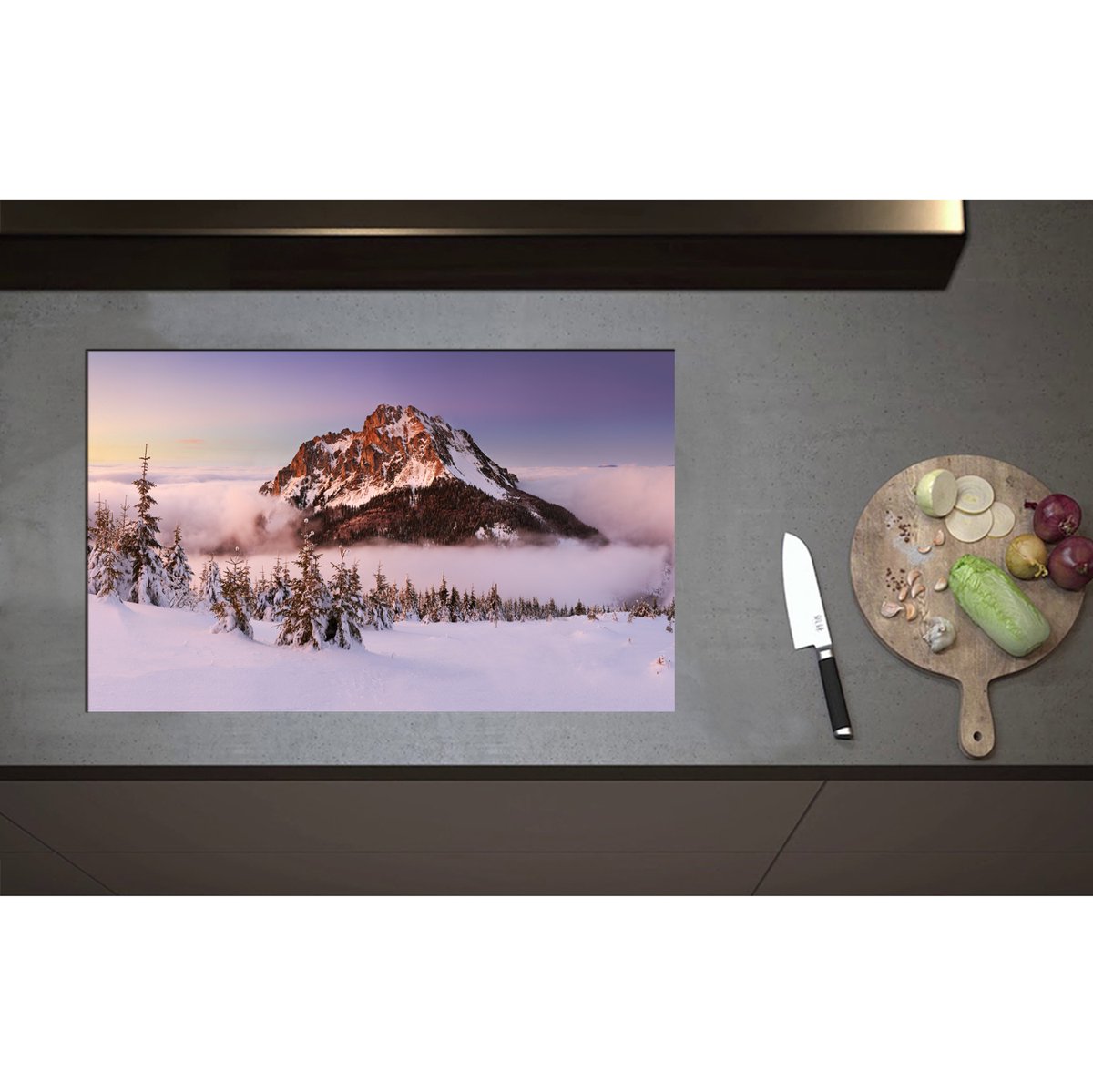 Inductieplaat Beschermer - Bergtop boven Wolkendek Uitstekend - 80x50 cm - 2 mm Dik - Inductie Beschermer - Bescherming Inductiekookplaat - Kookplaat Beschermer van Wit Vinyl