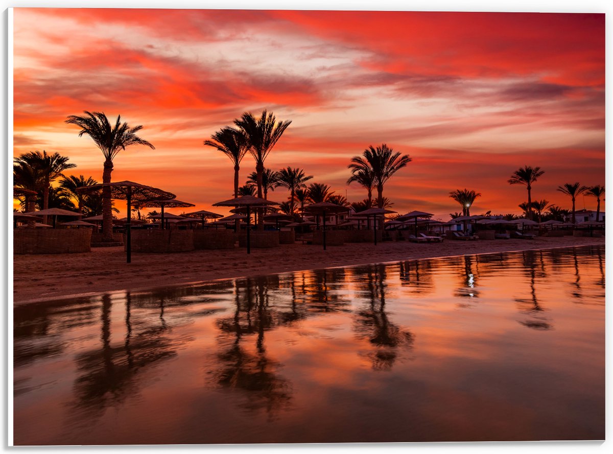 PVC Schuimplaat - Strand - Zee - Zonsondergang - Parasols - Palmbomen - 40x30 cm Foto op P