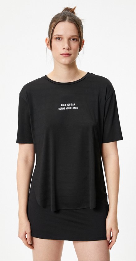 Sport T-shirt 'Only You Can define your limits' / Zwart / maat XS