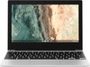 Zilverkleurige Samsung Chromebook met zwart toetsenbord, recht van voren getoond.