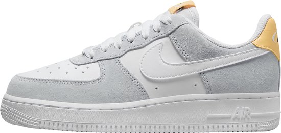 Foto: Nike air force 1 07 pure platinum melon tint sneakers maat 40