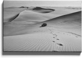 Walljar - Cruisend In De Woestijn - Muurdecoratie - Canvas schilderij