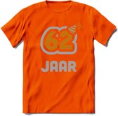 62 Jaar Feest T-Shirt | Goud - Zilver | Grappig Verjaardag Cadeau Shirt | Dames - Heren - Unisex | Tshirt Kleding Kado | - Oranje - XXL