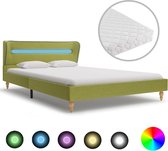 Decoways - Bed met LED en matras stof groen 120x200 cm