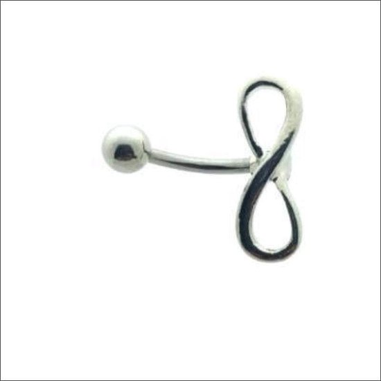 Ventre piercing infini