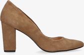 Tango | Betney 1-f camel kid suede pump - straight heel/sole | Maat: 36