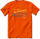 Go Fishing - Vissen T-Shirt | Grappig Verjaardag Vis Hobby Cadeau Shirt | Dames - Heren - Unisex | Tshirt Hengelsport Kleding Kado - Oranje - 3XL