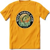 Fishing Club - Vissen T-Shirt | Beige | Grappig Verjaardag Vis Hobby Cadeau Shirt | Dames - Heren - Unisex | Tshirt Hengelsport Kleding Kado - Geel - XL