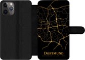 Bookcase Geschikt voor iPhone 11 Pro Max telefoonhoesje - Dortmund - Kaart - Goud - Met vakjes - Wallet case met magneetsluiting