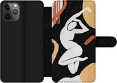 Bookcase Geschikt voor iPhone 11 Pro telefoonhoesje - Vrouw - Silhouette - Grijs - Met vakjes - Wallet case met magneetsluiting