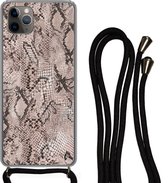 Hoesje met koord Geschikt voor iPhone 11 Pro - Dierenprint - Grijs - Zwart - Siliconen - Crossbody - Backcover met Koord - Telefoonhoesje met koord - Hoesje met touw