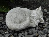 Slapende kat / poes, stenen dierenfiguur